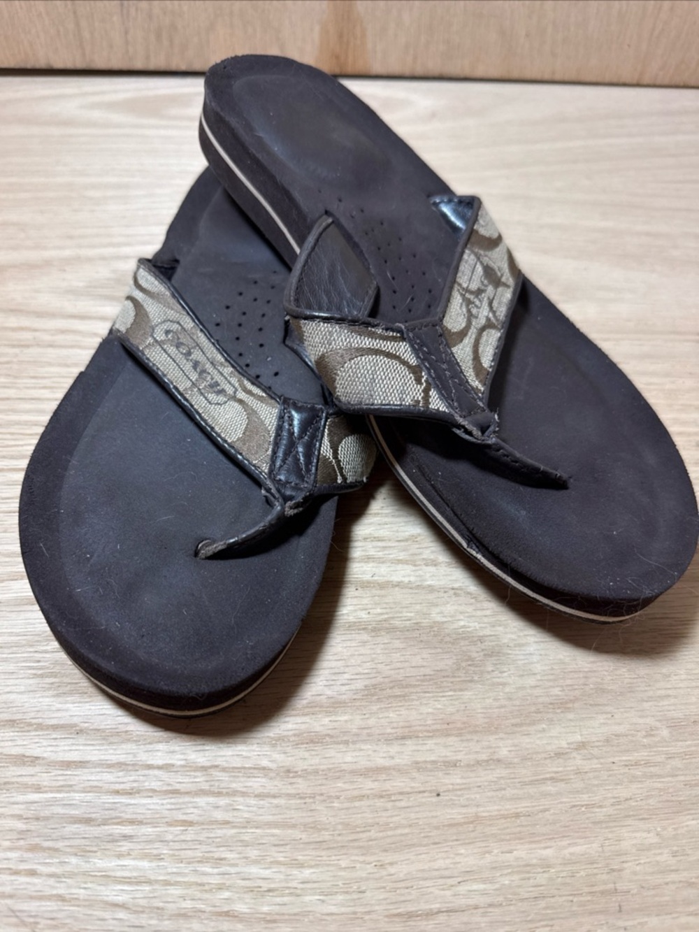 Coach Brown Jolie Flip Flops 6.5